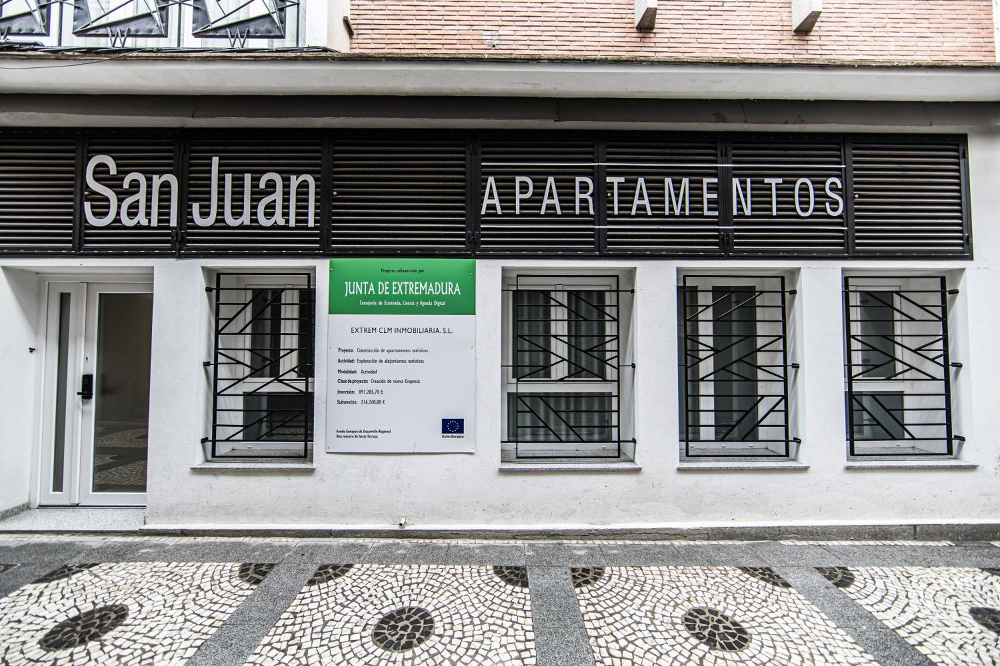 Apartamentos Luxury En San Juan Badajoz Extérieur photo